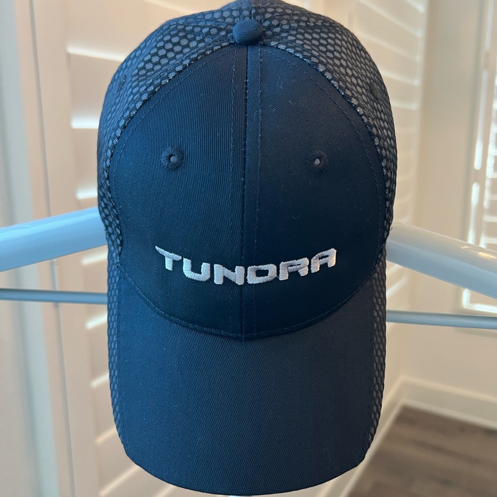 Black Toyota Tundra embroidered hat